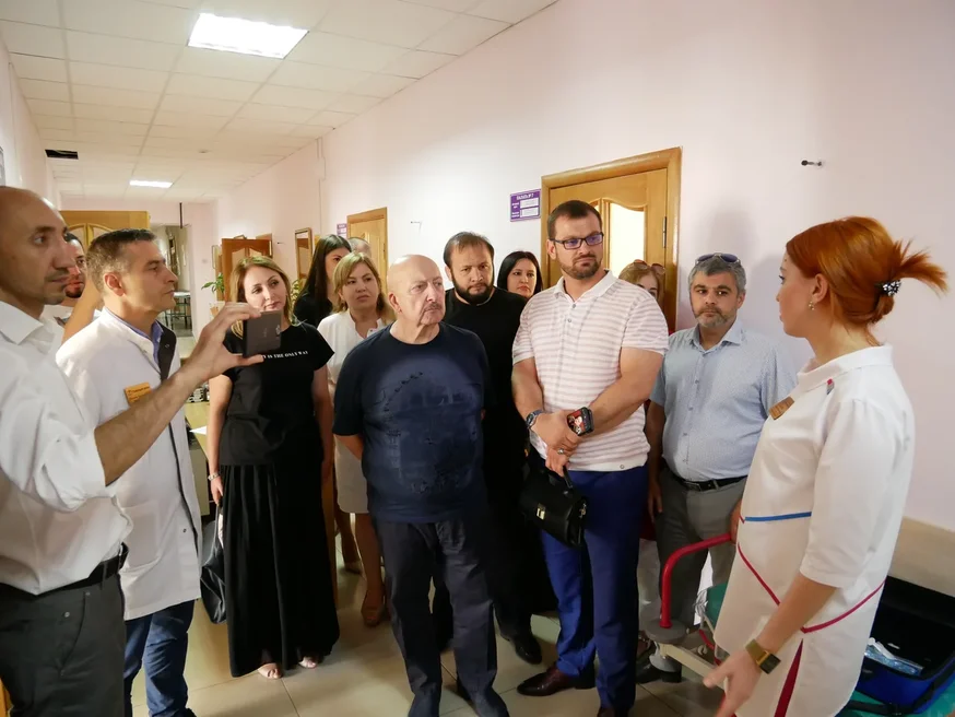 Гаджимет Сафаралиев посетил ГБУ РД «Городская клиническая больница №1» в Махачкале